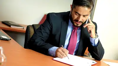 Ile zarabia adwokat z własną kancelarią w Polsce 2026