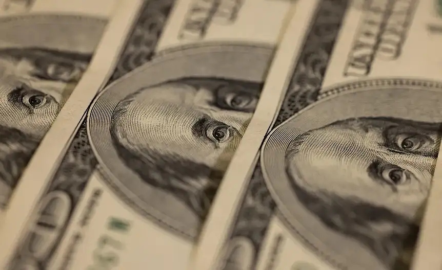 Wynagrodzenia logistykow