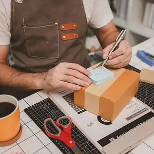 Agencja kreatywna tworzy opakowania