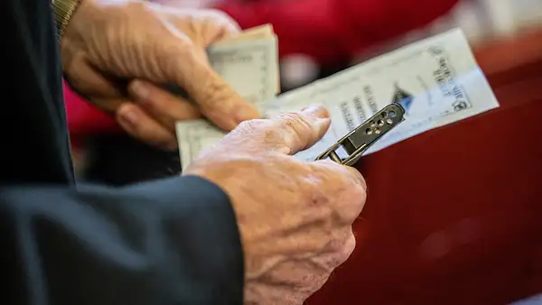 Jak zostać kontrolerem biletów? Przewodnik krok po kroku