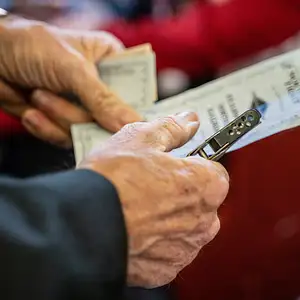 Jak zostać kontrolerem biletów? Przewodnik krok po kroku