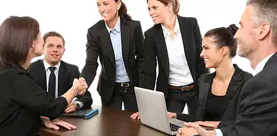 Skuteczne negocjacje biznesowe: porady i strategie