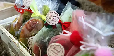 Jak oszczędzać na prezentach? Kreatywne upominki