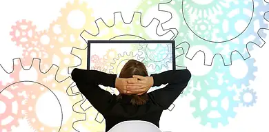 Ile zarabia automatyk? Średnie pensje i perspektywy