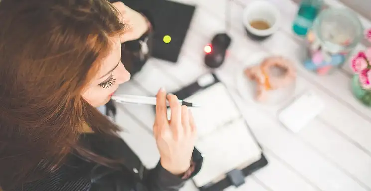 Ile zarabia dermatolog? Aktualne zarobki w Polsce