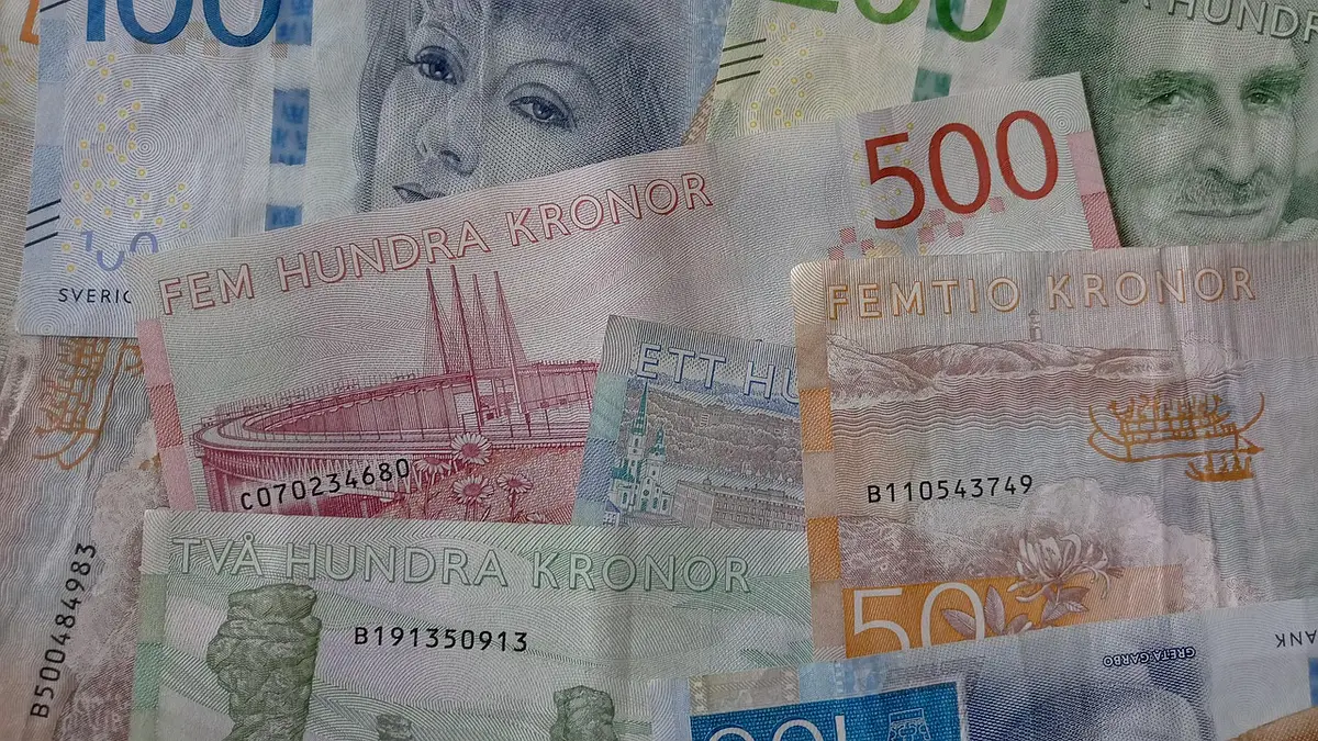 Ile koron szwedzkich zabrać na podróż do Szwecji?
