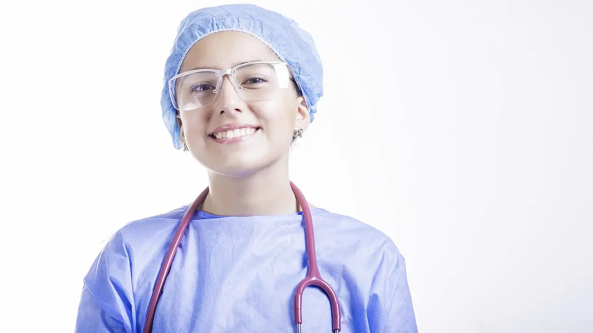 Zarobki neurochirurga w Polsce i perspektywy kariery